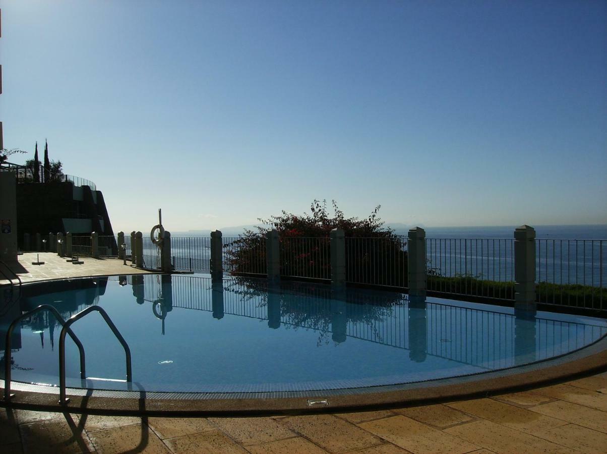 Oceanfront Apartment Funchal  Luaran gambar